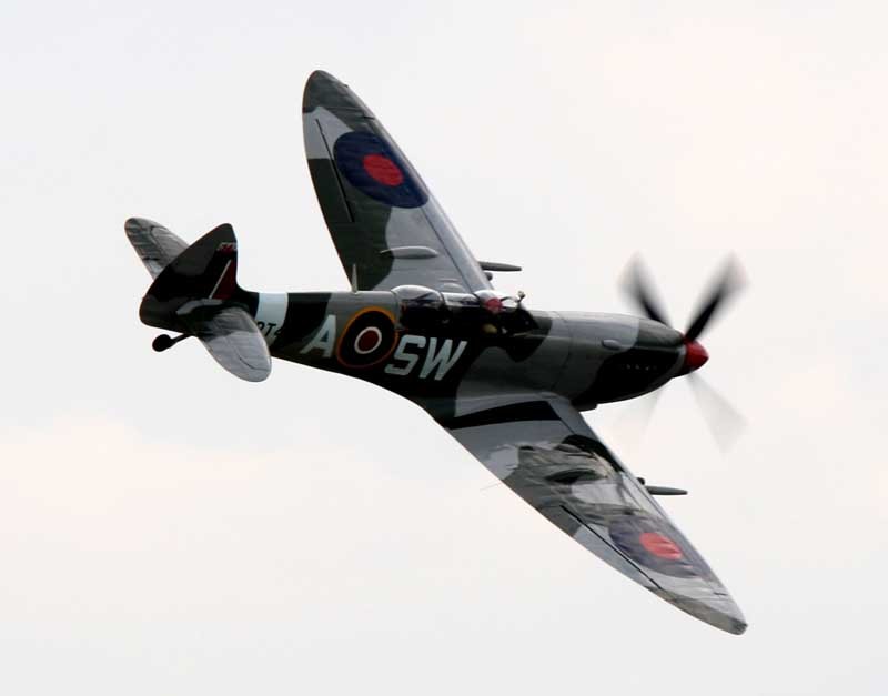 The Heart of Scotland Airshow 2010, Perth Airport.     Pictured, the Spitfire T9 during its display.