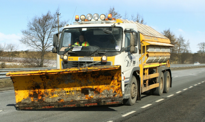 A BEAR Scotland gritter on the A90 near Forfar on Monday.