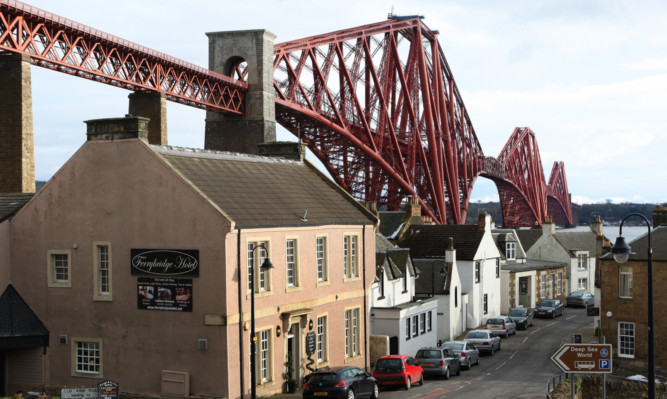 Villagers in North and South Queensferry fear they will not be able to deal with the rise in tourism if the Forth Bridge becomes a Unesco world heritage site.