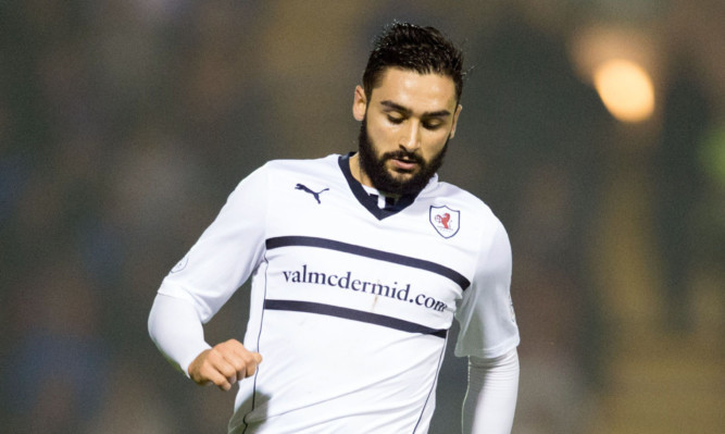 Rory McKeown in action for Raith Rovers.