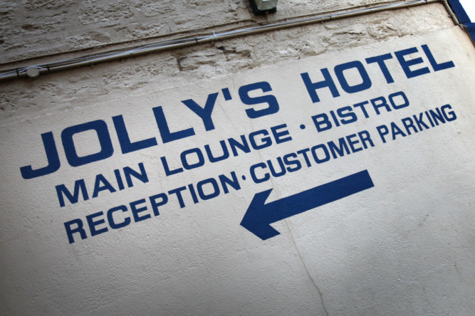 Kris Miller, Courier, 18/10/11. Picture today outside Jolly's Hotel, Broughty Ferry shows the sign for hotel/bar.