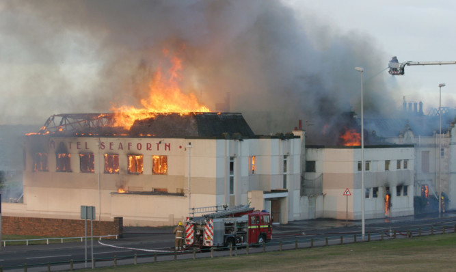 The Seaforth Hotel ablaze in 2006.