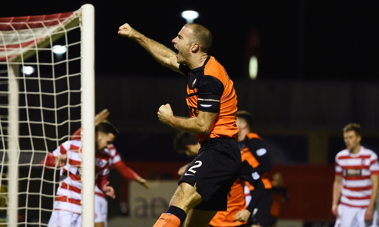 12/01/15 SCOTTISH PREMIERSHIP
HAMILTON V DUNDEE UTD
NEW DOUGLAS PARK - HAMILTON
Sean Dillon celebrates putting Dundee Utd back into the lead.