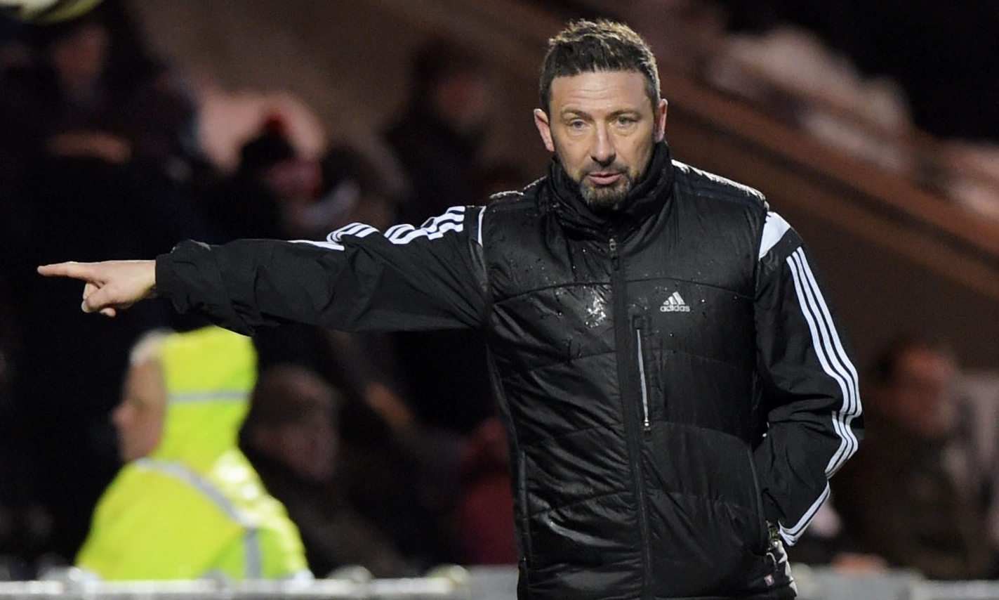 10/01/15 SCOTTISH PREMIERSHIP 
ST MIRREN v ABERDEEN (0-2)
ST MIRREN PARK - PAISLEY
Aberdeen Manager Derek McInnes gives out instructions from the dugout