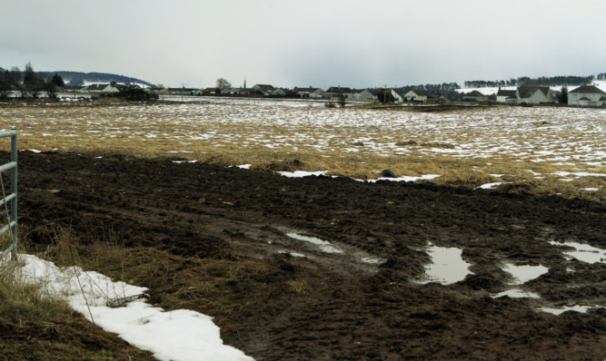 Plans for a 300 house development at Turfbeg Farm in Forfar are being proposed.