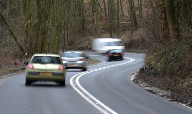 There are concerns about road safety on the B981 between Inverkeithing and Crossgates.