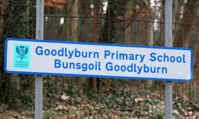 Signs at Goodlyburn Primary School in Perth already have Gaelic translation.