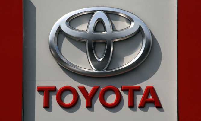 Toyota is recalling 76,000 vehicles bought in the UK.