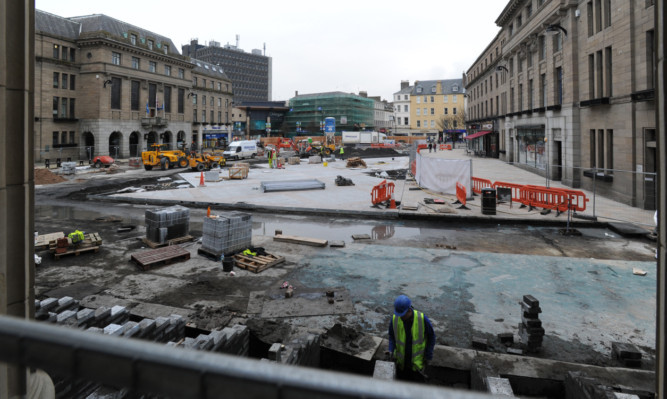 Dundee City Council says ongoing work on City Square will not have an impact at the time of the Dundee University Graduations.