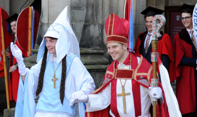 Edward Fry (Kate) and James Smith (Bishop Kennedy) are unveiled.