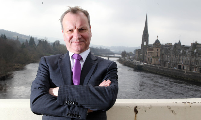 The Forward Togehter group aims to oust SNP MP Pete Wishart at the upcoming general election.