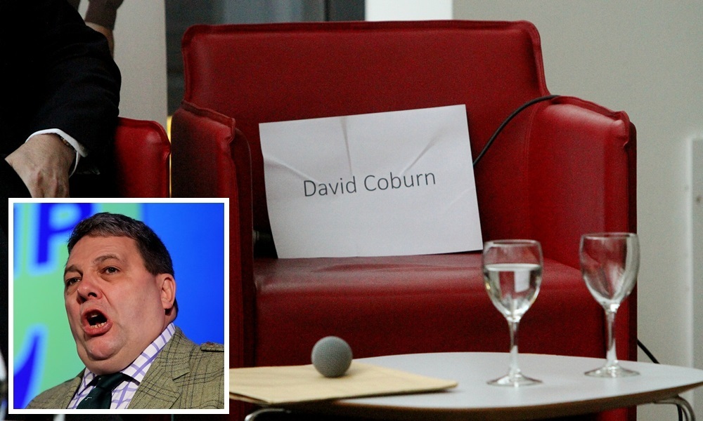 COURIER, DOUGIE NICOLSON, 16/03/15, NEWS.
GENERAL ELECTION DEBATE,
D&A COLLEGE, GARDYNE CAMPUS.
Pictured at the debate today, Monday 16th March 2015, is the empty chair for David Coburn - UKIP. Story by Kieran.