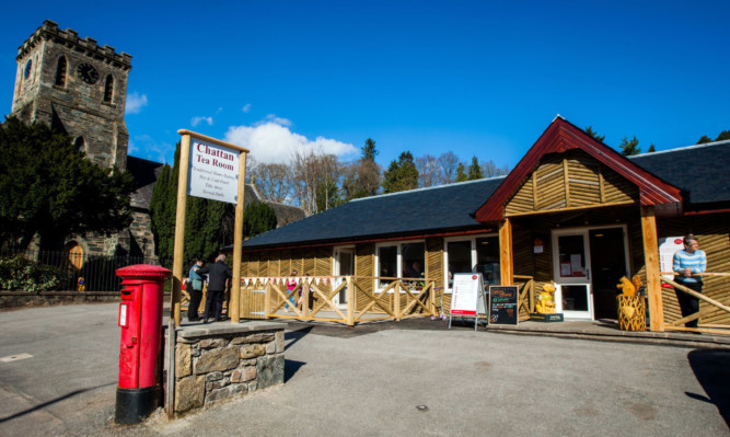 The new post office and cafe.