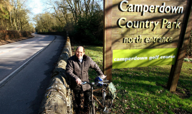 Laurie Bidwell welcomed the decision to add the footpath from Birkhill, along the side of Camperdown Park, into the city cycle route.
