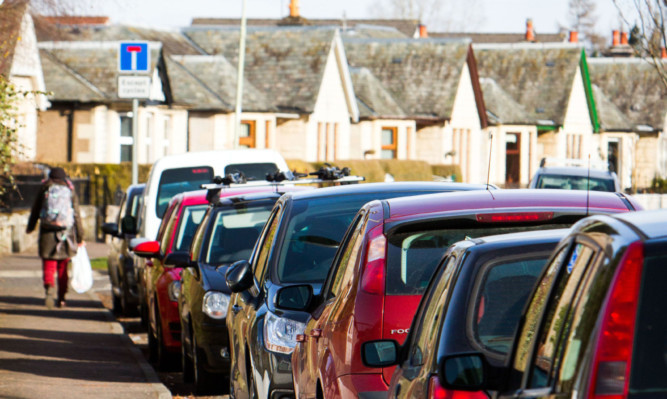 Residents in the Muirton Bank area of Perth are unhappy that commuters who work in the city centre have been parking outside their homes to avoid paying parking charges.