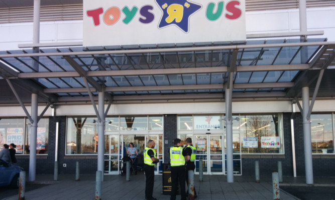 Police were called to the store in the Kingsway Retail Park on Sunday afternoon.