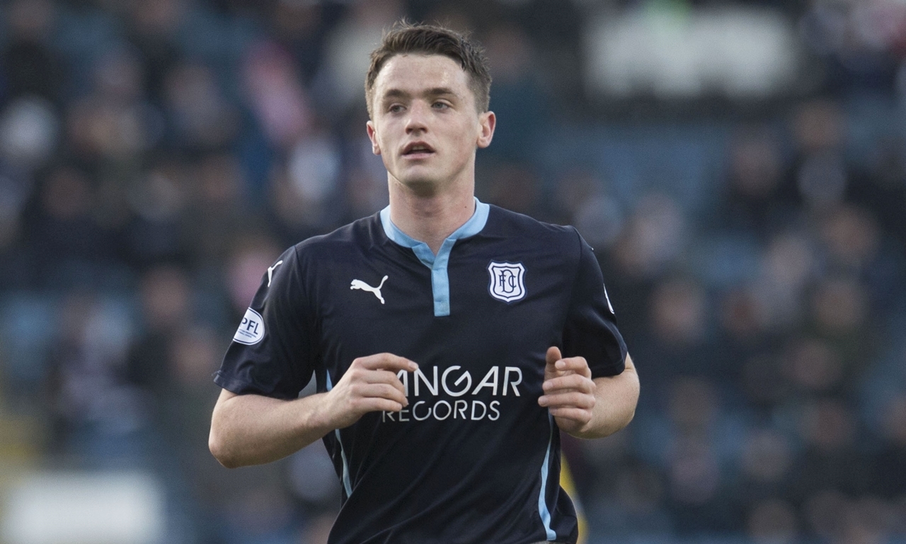 14/02/15 SCOTTISH PREMIERSHIP 
DUNDEE V PARTICK THISTLE 
DENS PARK - DUNDEE
Stephen McGinn in action for Dundee