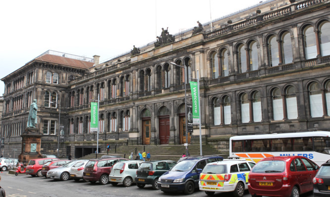 The National Museum of Scotland is being hit by a second day of strike action.