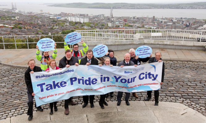 Councillor Craig Melville, centre, at the campaign launch at the top of the Law.