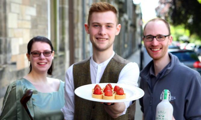 Helping to promote the area's attractions were Madelene Leslie from the Original Witches Tour, Callum Beirtwistle from Forgans Restaurant and Steven Arnott from Eden Mill.