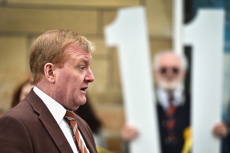 GLASGOW, SCOTLAND - APRIL 27:  Former Liberal Democrat leader Charles Kennedy campaigns with Business Minister Jo Swinson in East Dunbartonshire as the Lib Dem campaign gears up for the final phase of the general election on April 27, 2015 in Glasgow, Scotland. As the campaign enters the final ten days the countrys political parties are stepping up the campaign to appeal for votes from the undecided electorate.  (Photo by Jeff J Mitchell/Getty Images)