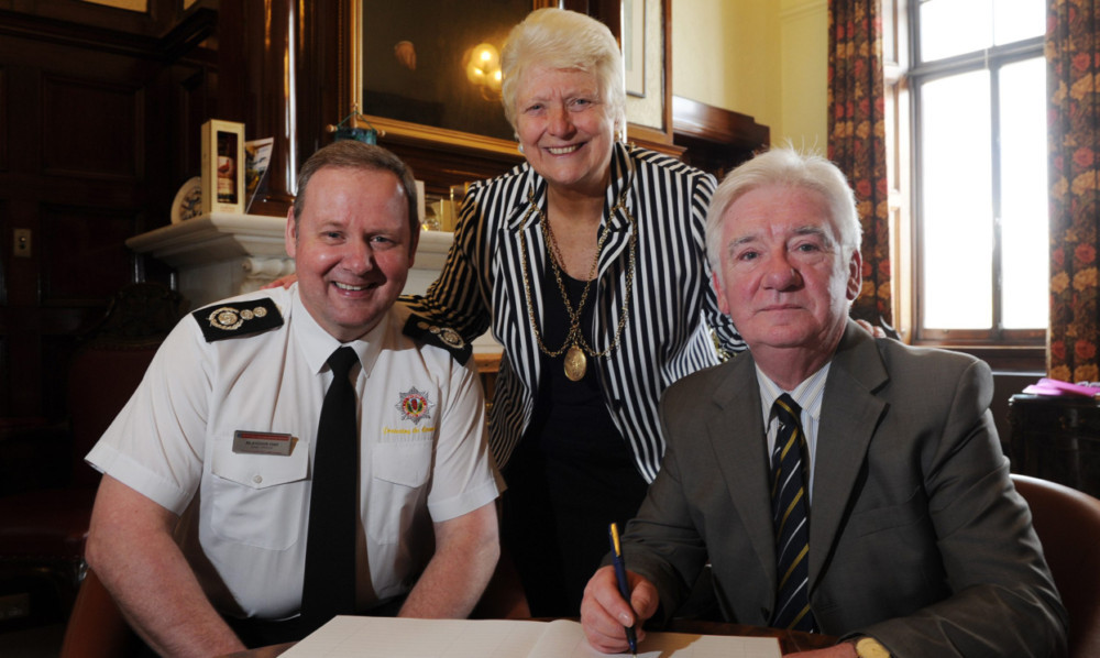 Scottish Fire and Rescue chief officer Alasdair Hay, Provost Liz Grant and Mr Watters in Perth.