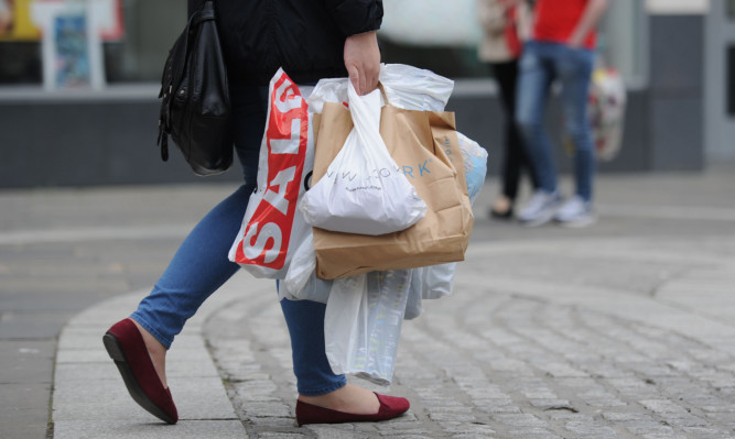 14.05.15 - FOR BUSINESS - pictured in the centre of Dundee outside the Overgate Shopping centre - generic shoppers pic