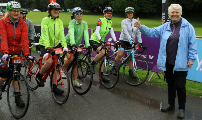 Perth Provost Liz Grant gets ready to get the cyclists underway.