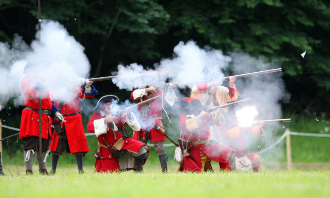 The Redcoats in battle formation.
