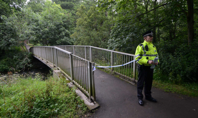 Policeon scene at Riverside Park in Glenrothes.