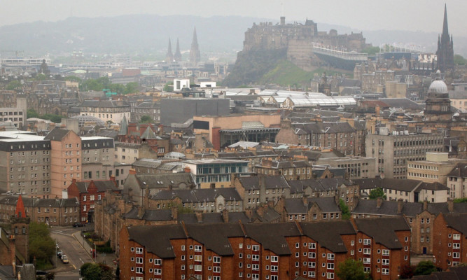 There were a total of 56 cases og Legionnaires' disease during the outbreak in Edinburgh.