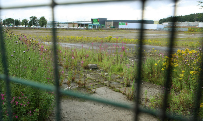 Aldi is proposing a new store beside Asda at Myrekirk.