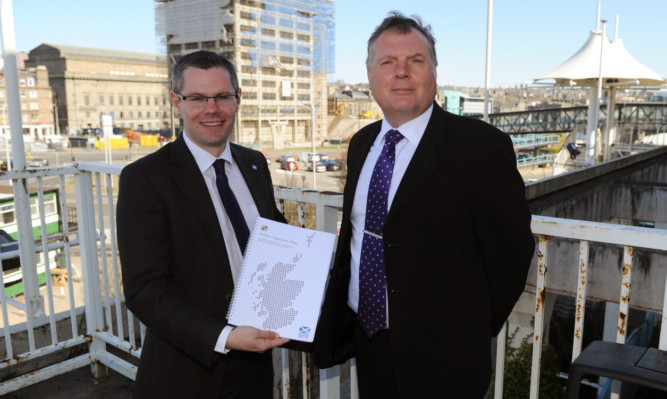 Planning Minister Derek Mackay and Dundee City Council director of development Mike Galloway.