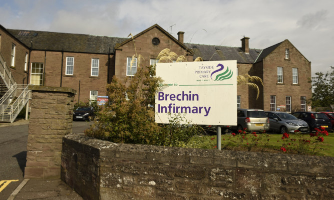 20150821- Brechin Minor Injuries Unit
The Minor Injuries Unit at Brechin Infirmary will now only be open between 9am and 4-30pm. 

Copyright Andy Thompson Photography / ATIMAGES 

No use without payment.