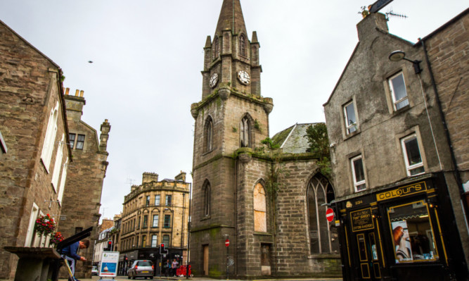 St Pauls Church in Perth is in danger of collapsing, it has been claimed.