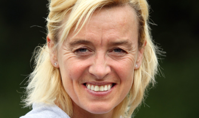 Liz McColgan will take part in ITV's new reality show Eternal Glory.