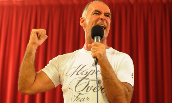 Tommy Sheridan speaking in Dundee days before the independence referendum was held.