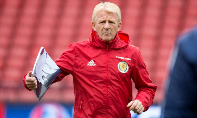 Gordon Strachan takes training at Hampden.