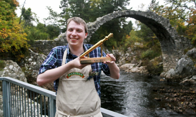 Simon Rookyard was winner of 2015 Golden Spurtle at this year's World Porridge Making Championships held at Carrbridge.