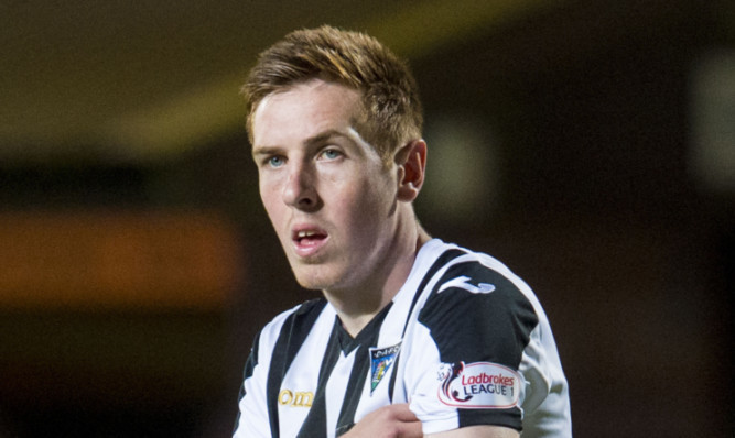 Lewis Martin in action for Dunfermline.