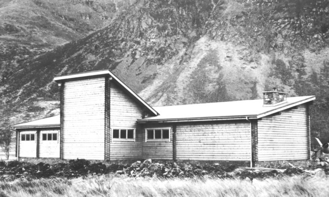 Scott Lodge nears completion in 1967.