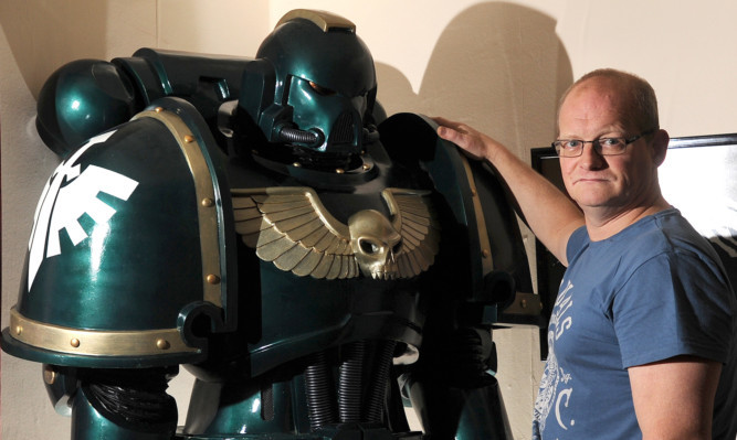 Steve and his 7½ft suit of space marine armour.