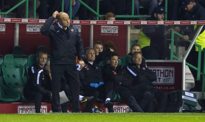 Mixu Paatelainen on the touchline at Easter Road.