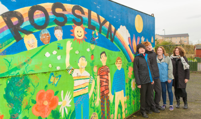 The Daily Mile has been hailed as a success at Rosslyn School.