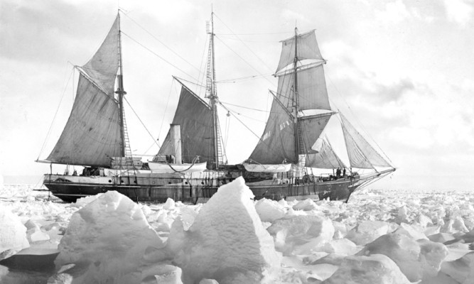 Shackleton's Endurance trapped in the Antarctic ice