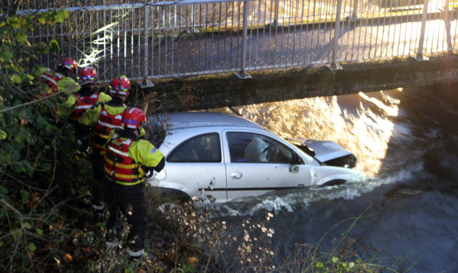 The crashed car.