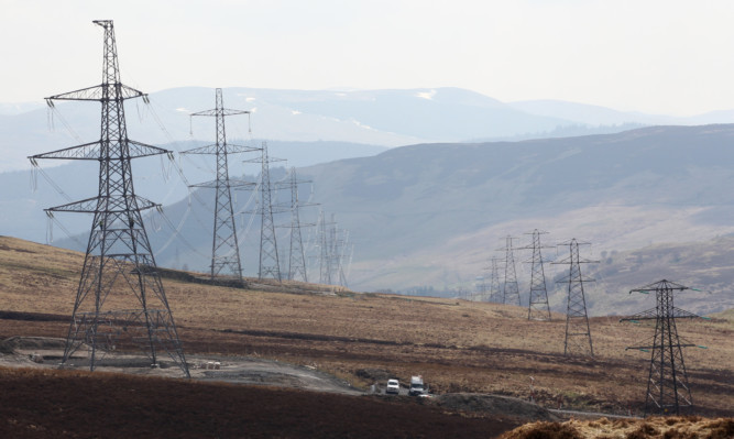 The new, taller, power lines by Loch Kinardochy, are shown (left) between Tummel Bridge and Aberfeldy.