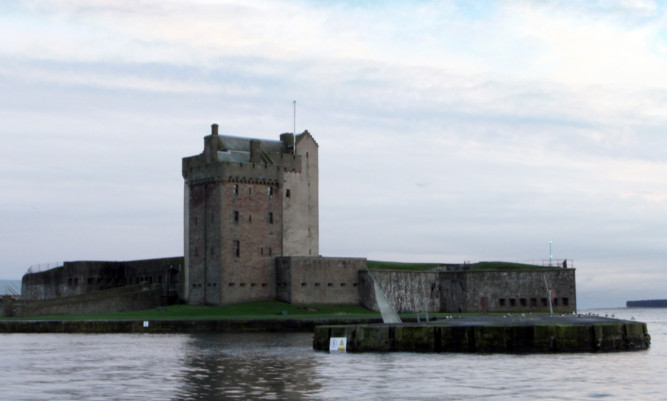 Sewer works near Broughty Castle will cause some disruption.