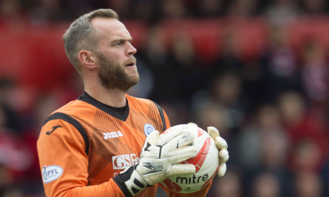 Alan Mannus.