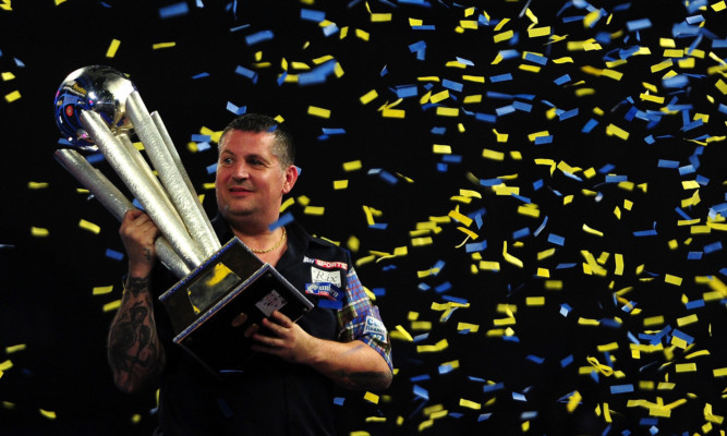 Gary Anderson with the Sid Waddell Trophy.